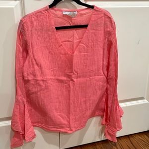 Top Dress Barn Size : M